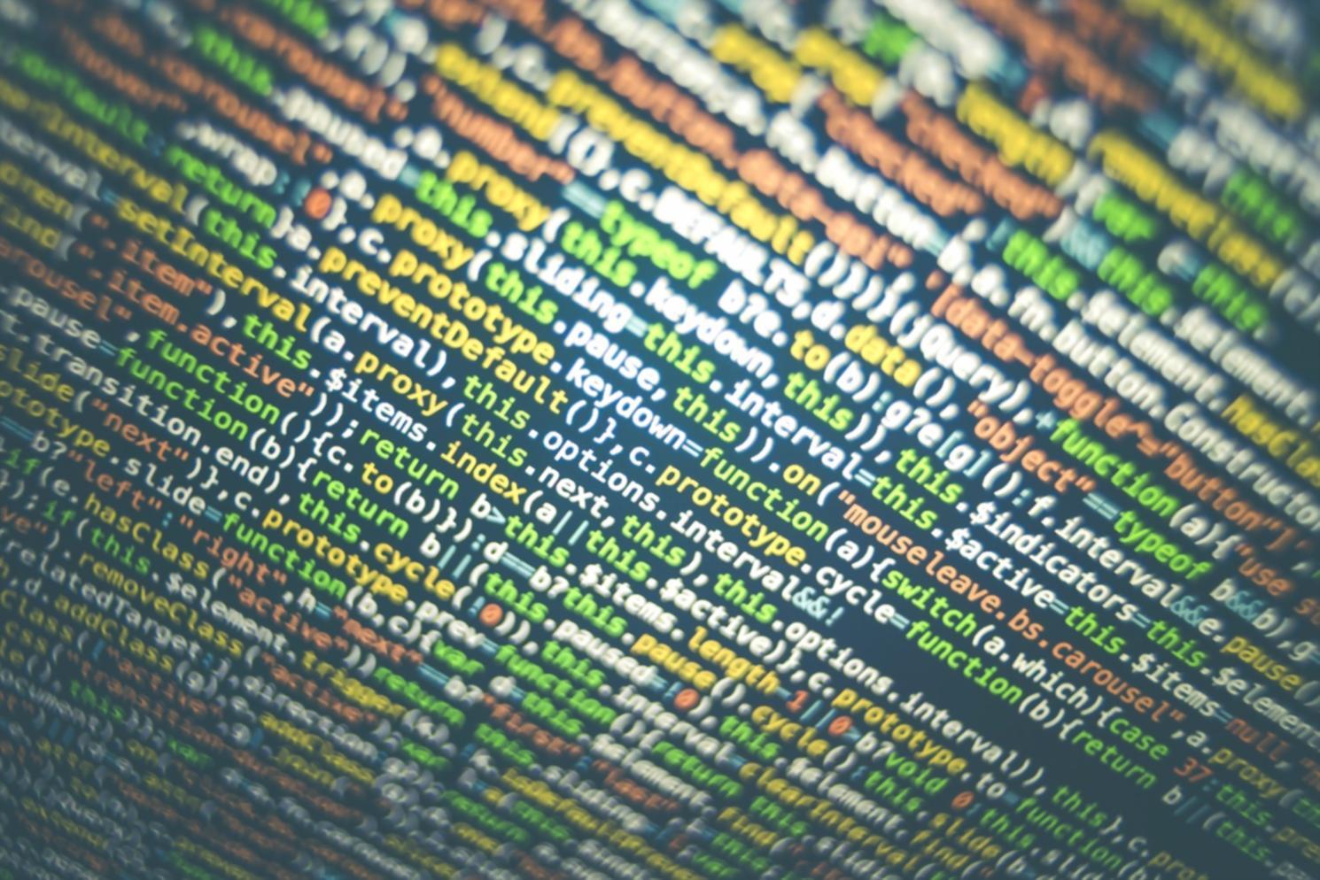 Dashboard financiero mostrando indicadores de flujo de efectivo en tiempo real